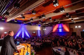 Technische Hochschule Köln: Deutschlandstipendium der TH Köln: Förderer und Stipendiaten treffen sich beim "Meet and Greet"