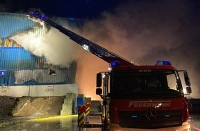Kreisfeuerwehrverband Pinneberg: FW-PI: Abschlussmeldung: Großfeuer in Tornesch nach 13 Stunden gelöscht