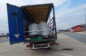 Bundespolizeiinspektion Ludwigsdorf: BPOLI LUD: Zwangspause für ukrainischen Sattelzug