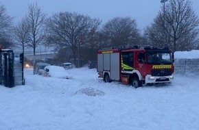 Kreisfeuerwehrverband Segeberg: FW-SE: Außergewöhnlicher Schaumeinsatz in Henstedt-Ulzburg