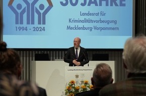 Ministerium für Inneres, Bau und Digitalisierung Mecklenburg-Vorpommern: IM-MV: 30 Jahre Landesrat für Kriminalitätsvorbeugung Innenminister Christian Pegel dankt für engagierte Kriminalitätsprävention