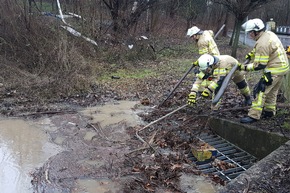 FW Menden: 17 Feuerwehreinsätze durch Sturmtief &quot;Burglind&quot;