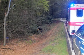 Polizeipräsidium Westpfalz: POL-PPWP: B48/Hochspeyer - Johanniskreuz: Mit Überschlag die Böschung hinab