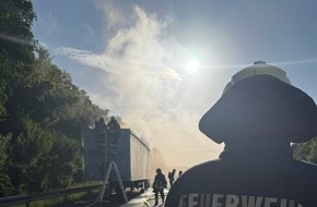 Feuerwehr Iserlohn: FW-MK: Lkw-Brand auf der Autobahn