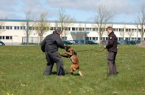 Polizeiinspektion Cuxhaven: POL-CUX: Zukunftstag bei der Polizeiinspektion Cuxhaven begeisterte 38 Mädchen und Jungen