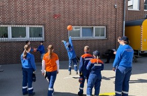 Freiwillige Feuerwehr Lehrte: FW Lehrte: Jugendfeuerwehr Ahlten erreicht 1. Platz beim Orientierungs-Marsch