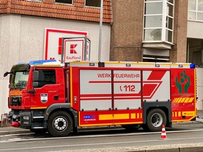 FW-MK: Brand im Au&szlig;enbereich sorgt f&uuml;r Verrauchung im Waldstadtzentrum