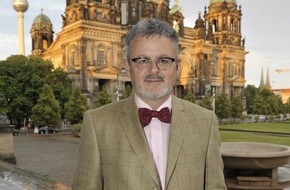 ZDF: ZDF realisiert Dokureihe zur Geschichte Deutschlands mit Christopher Clark / ZDF-Kulturchef Peter Arens: "Renommierter Historiker mit Expertise und Humor" (FOTO)