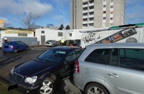 Polizeiinspektion Celle: POL-CE: Beim Ausparken fünf Fahrzeuge beschädigt