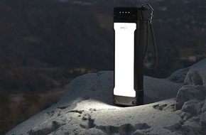 PEARL GmbH: revolt Outdoor-USB-Powerbank PB-250 mit 20.000 mAh, LED-Licht, USB-C PD 20 Watt, LED: Unterwegs mobil 3 Geräte laden - ob Smartphone, Tablet-PC, Navi etc.