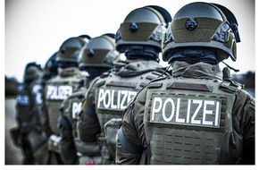 Polizeiinspektion Aurich/Wittmund: POL-AUR: Größere Einsatzlage in Wiesens- Tatverdächtiger durch SEK festgenommen