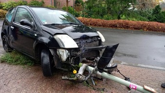 Feuerwehr Schermbeck: FW-Schermbeck: Verkehrsunfall