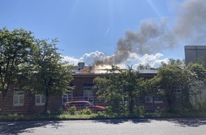 Polizeipräsidium Osthessen: POL-OH: Brand auf dem Dach eines Firmengebäudes