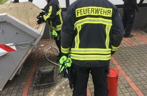 Feuerwehr Wetter (Ruhr): FW-EN: Kaminbrand in Fachwerkhaus