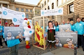 Deutscher Tierschutzbund e.V.: Legehennenaktion vor dem Deutschen Bundesrat (mit Bild)