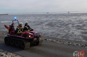 Kreisfeuerwehrverband Dithmarschen: FW-HEI: Tückischer Schlamm - Feuerwehr rettet Frau aus dem Watt vor Büsum