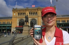 Vodafone GmbH: Vodafone/D2 startet heute erstes UMTS-Netz auf der CeBIT und in Hannovers Innenstadt