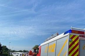 Feuerwehr Dinslaken: FW Dinslaken: Drei Einsätze beschäftigten die Feuerwehr am Montag