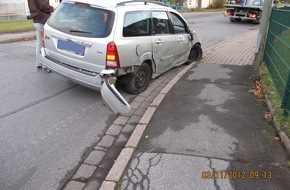 Polizeiinspektion Hameln-Pyrmont/Holzminden: POL-HOL: Holzminden - Bülte: Unter Alkoholeinfluss Zaun niedergefahren - 26jähriger Verursacher mit 1,35 Promille Alkohol im Blut -