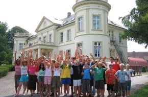 Tchibo GmbH: Tchibo Kids Camp - Ferienspaß auf Schloss Buldern