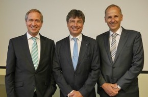 Verband der Deutschen Dental-Industrie e.V. VDDI: Mark Stephen Pace ist neuer VDDI-Vorstandsvorsitzender / Dr. Martin Rickert bleibt stellvertretender Vorsitzender Exportgeschäft der Dental-Industrie wieder ein starker Motor