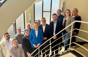 IGBCE Nordost: Trotz Krise: Chemie-Sozialpartner starten Initiative  f&uuml;r Ostdeutschland