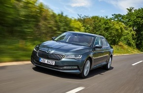 Skoda Auto Deutschland GmbH: SKODA SUPERB mit neuem 2,0 TDI 90 kW (122 PS) und erweiterter Ausstattungsvielfalt