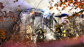 Freiwillige Feuerwehr Celle: FW Celle: Gebäudebrand in Westercelle - Abschlussmeldung / Gesamtbericht