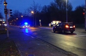 Polizeiinspektion Wilhelmshaven/Friesland: POL-WHV: Verkehrsunfall in Wilhelmshaven - Zusammenstoß mit einem Kind - Fahrzeugführer missachtete unter dem Einfluss von Drogen das Rotlicht (Foto) - Polizei stellt den Führerschein sicher