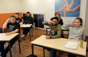 H&ouml;rPartner GmbH: Weil bestes H&ouml;ren bestes Handwerk braucht: H&ouml;rPartner starten Schulungszentrum f&uuml;r den eigenen H&ouml;rakustik-Nachwuchs