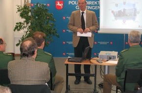 Polizeidirektion Göttingen: POL-GOE: Polizeipräsident Hans Wargel begrüßt 32 neue Verwaltungsangestellte