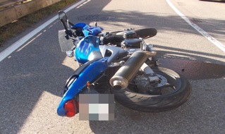 Polizeidirektion Neustadt/Weinstraße: POL-PDNW: Motorradfahrer vermutlich infolge Alkohol- und Medikamentenkonsum gestürzt