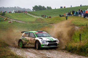 Skoda Auto Deutschland GmbH: Drei SKODA Werksautos bei WM-Rallye in Wales - Tidemand, Veiby und Nordgren starten in WRC 2 (FOTO)