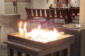 Kreispolizeibehörde Kleve: POL-KLE: Emmerich - Sachbeschädigungen in Kirche /Zeugen gesucht