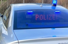 Polizeidirektion Neustadt/Weinstraße: POL-PDNW: Trotz Fahrverbot mit Auto unterwegs - zu schnelle Fahrt endet mit Strafverfahren