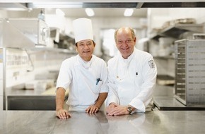 Panta Rhei PR AG: Le chef Yothin apporte une ambiance toute thaïlandaise et l’art des sushis au Gstaad Palace