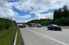 Autobahnpolizeiinspektion: API-TH: Fünf Verletzte nach schwerem Verkehrsunfall auf der Bundesautobahn 4, nahe Parkplatz Willrodaer Forst, Richtung Frankfurt/M. -1. Ergänzungsmeldung-