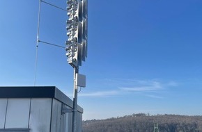 Feuerwehr Essen: FW-E: Sirenennetz der Stadt Essen vollst&auml;ndig aufgebaut - 87 Sirenen funktionsbereit - Kommunaler Warnmittelmix steht zur Warnung der Bev&ouml;lkerung bereit