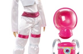 Mattel GmbH: Mit Barbie in den Weltraum - die Mars Explorer Barbie / Mädchen von heute können die Mars-Erforscherinnen von morgen sein (BILD)