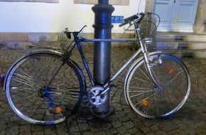 Polizeiinspektion Hameln-Pyrmont/Holzminden: POL-HM: Bewusstlose Person liegt neben brennendem Fahrrad