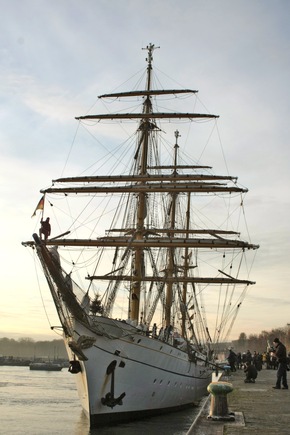 Marine - Bilder der Woche: Einlaufen der &quot;Gorch Fock&quot; in Kiel