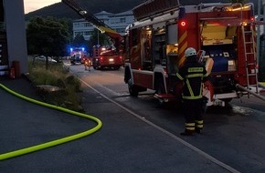 Feuerwehr Plettenberg: FW-PL: Ortsteil Köbbinghauser Hammer - Maschinenbrand sorgt für Einsatz der Feuerwehr