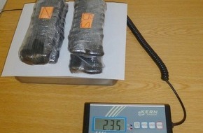 Bundespolizeidirektion Sankt Augustin: BPOL NRW: Fahnder der Bundespolizei beschlagnahmen Kokain im Wert von 100.000 Euro auf der A61