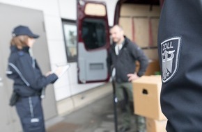 Hauptzollamt Itzehoe: HZA-IZ: Zoll nimmt Paketdienstleister ins Visier Bundesweite Schwerpunktpr&uuml;fung gegen Schwarzarbeit und illegale Besch&auml;ftigung