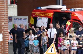 Feuerwehr Plettenberg: FW-PL: OT-Stadtmitte. Tag der offenen Tür ein toller Erfolg der Plettenberger Feuerwehr.