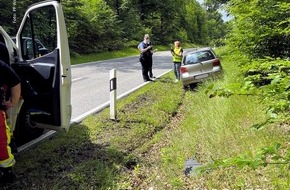 Polizeipräsidium Westpfalz: POL-PPWP: Im Graben gelandet