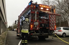 Feuerwehr Iserlohn: FW-MK: Absaugfilter brannten in Industriebetrieb