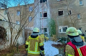 Feuerwehr Recklinghausen: FW-RE: Weihnachtsbilanz 2025: Wohnungsbrand fordert am ersten und zweiten Weihnachtstag die Feuerwehr Recklinghausen - keine Verletzten / Keine gr&ouml;&szlig;eren Eins&auml;tze am Heilig Abend