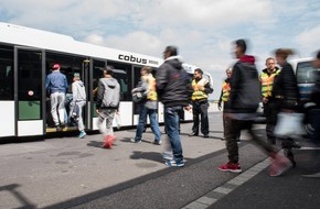 Bundespolizeidirektion München: Bundespolizeidirektion München: Sechs von neun Fahrzeuginsassen mit Polizeirelevanz/ Bundespolizei ermittelt gegen mutmaßlichen Schleuser