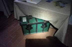 Polizeidirektion L&uuml;beck: POL-HL: Ostholstein - Grube / Diebstahl aus St. J&uuml;rgen Kirche in Grube - Polizei sucht Zeugen